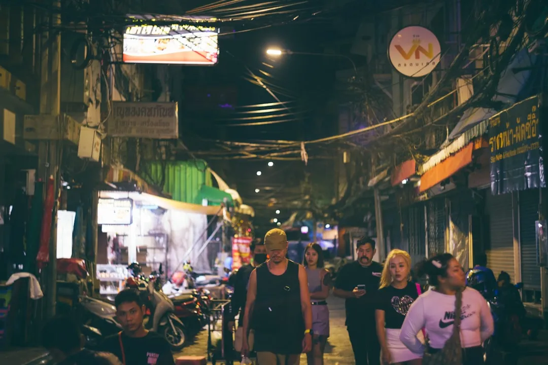Street food i Bangkok 2026 — de bästa stråken, rätterna och priserna