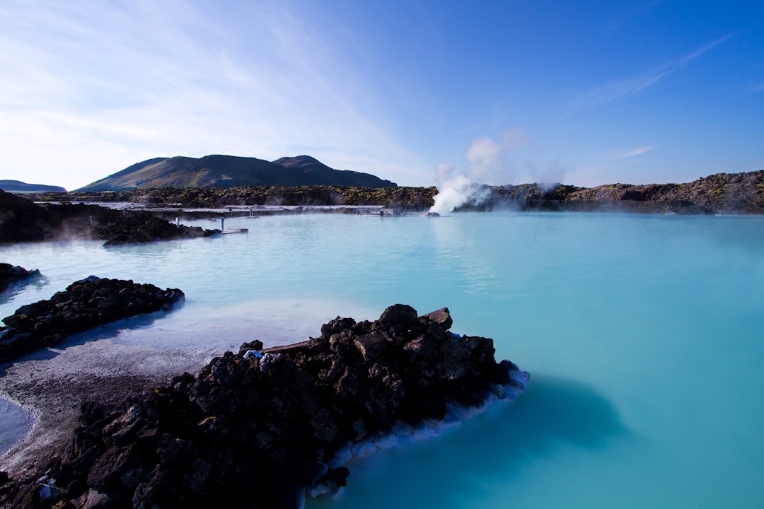 Blue Lagoon — guide till Islands berömda bad