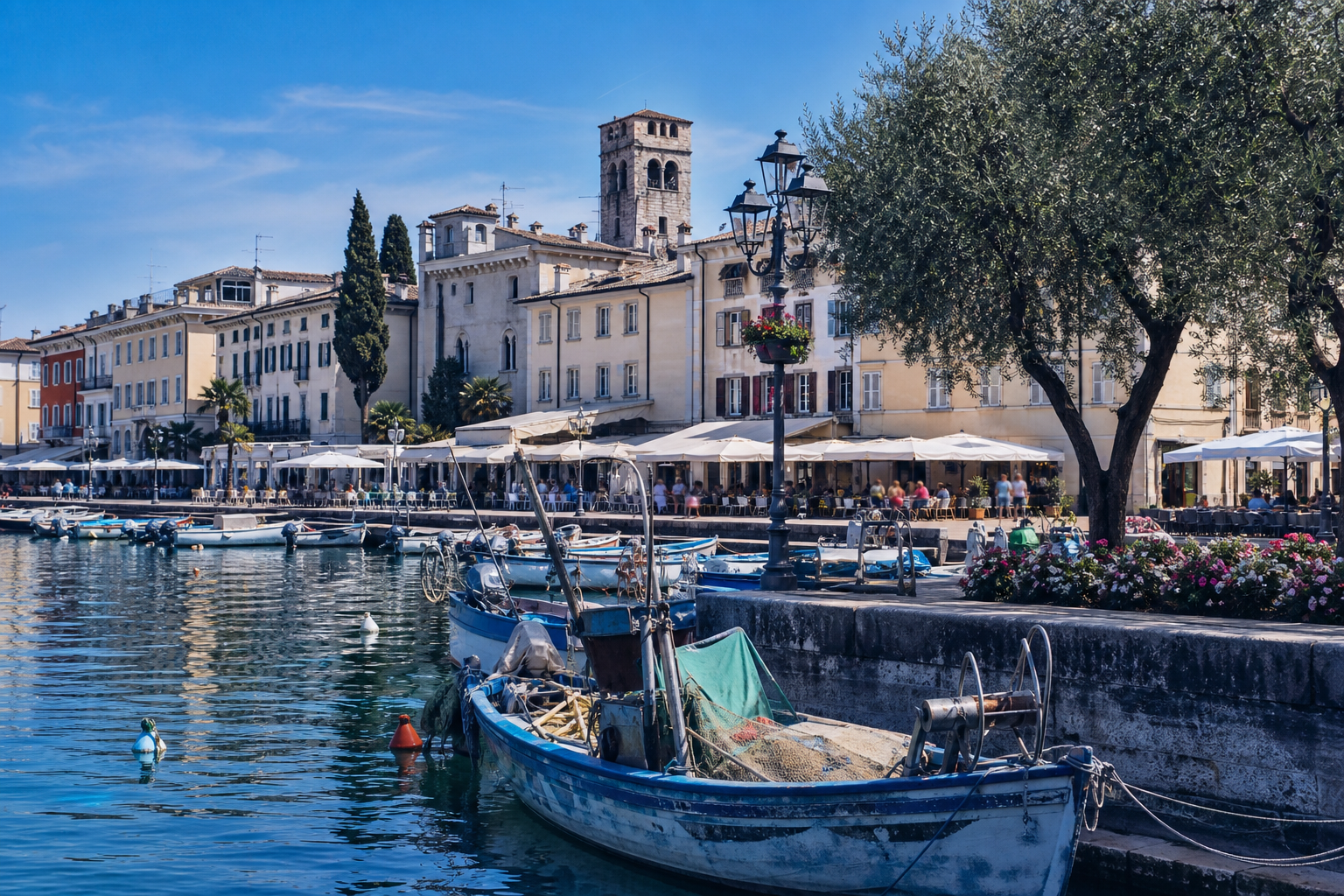 Desenzano del Garda 2026 — Södra Gardasjöns huvudstad och bästa basen