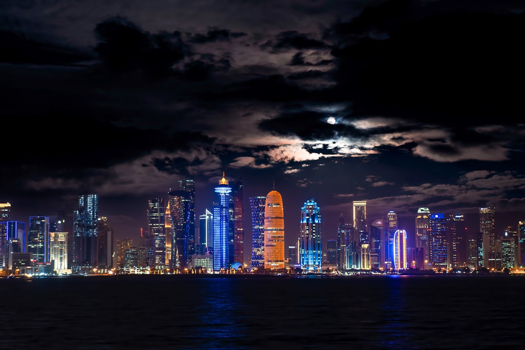 Dubai vs Doha 2026 — Vilken Mellanöstern-stad är bäst?