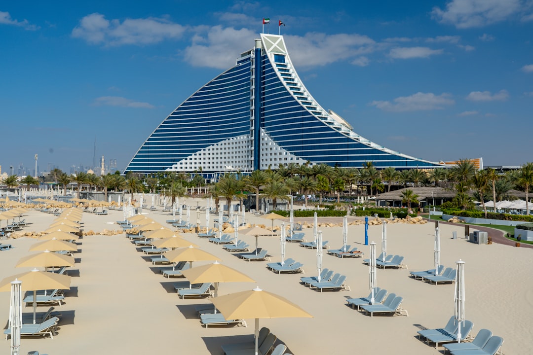 JBR & Jumeirah Beach 2026 — Dubais bästa stadsliv vid stranden