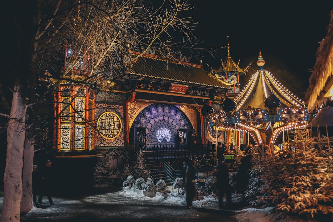 Julmarknad i Köpenhamn 2026 — Tivoli Jul och dansk hygge