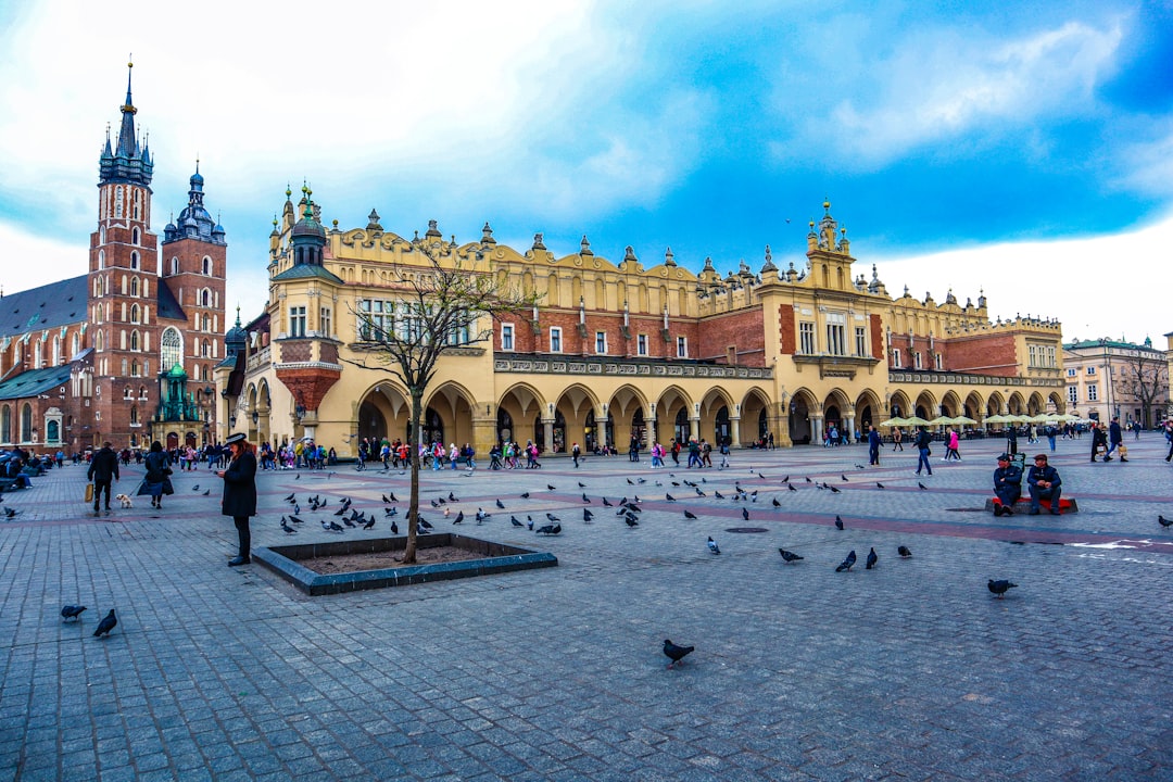Julmarknad i Kraków 2026 — Rynek Główny, prisvärt och stämningsfullt