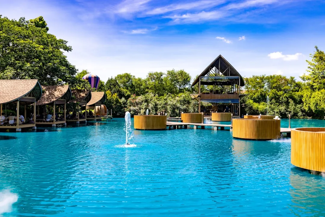 Bästa hotellen i Khao Lak 2026 — familjeresorts och strandhotell