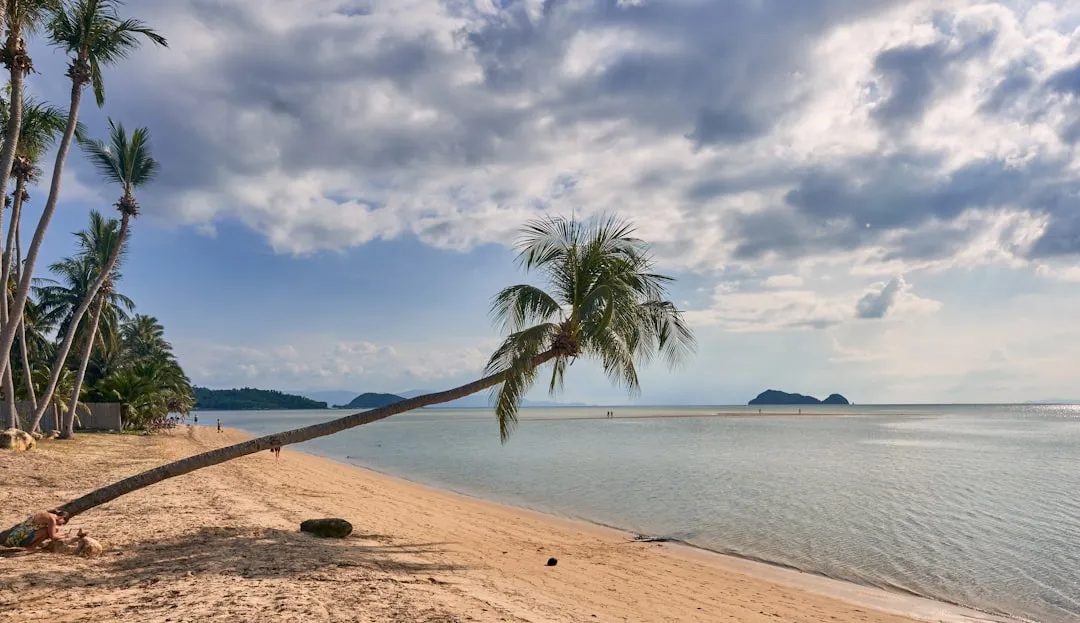 Koh Lanta vs Koh Samui — vilken ö passar dig bäst?
