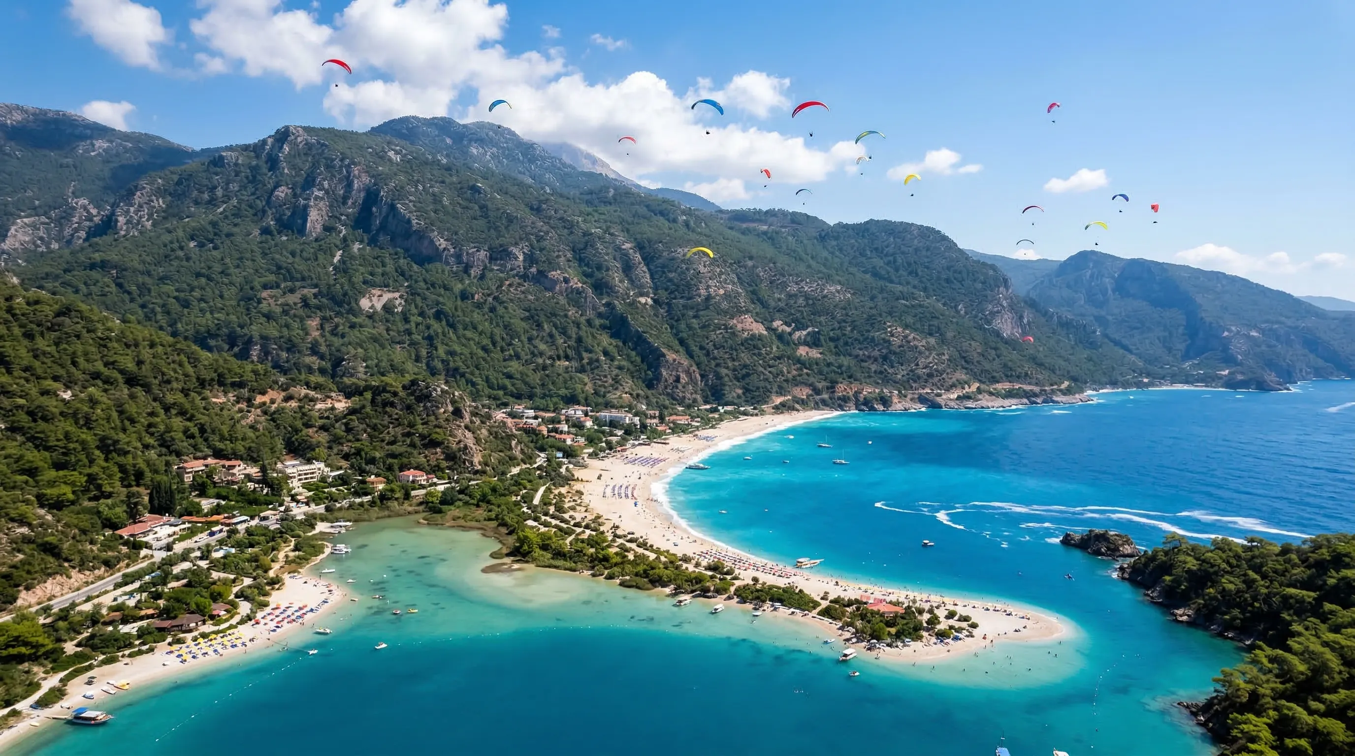 Guide till Ölüdeniz 2026 — Blå Lagunen och paragliding