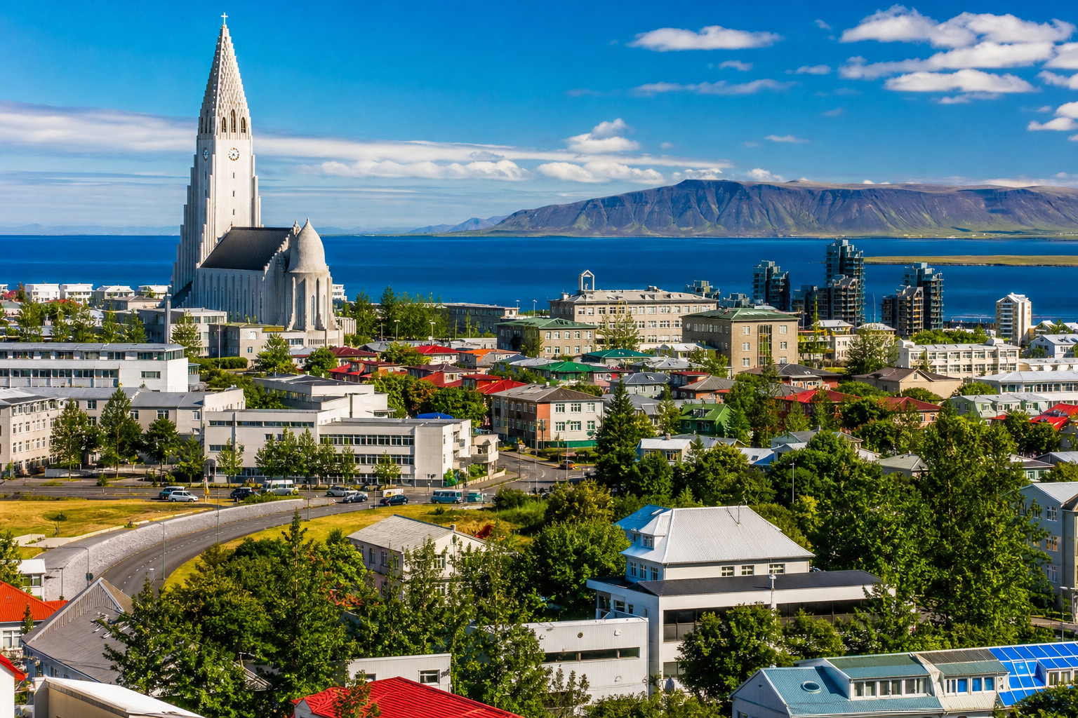 Reykjaviks bästa sevärdheter — Hallgrímskirkja, Harpa & mer