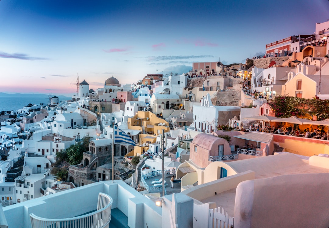 Bästa restaurangerna på Santorini 2026 — Mat med calderavy