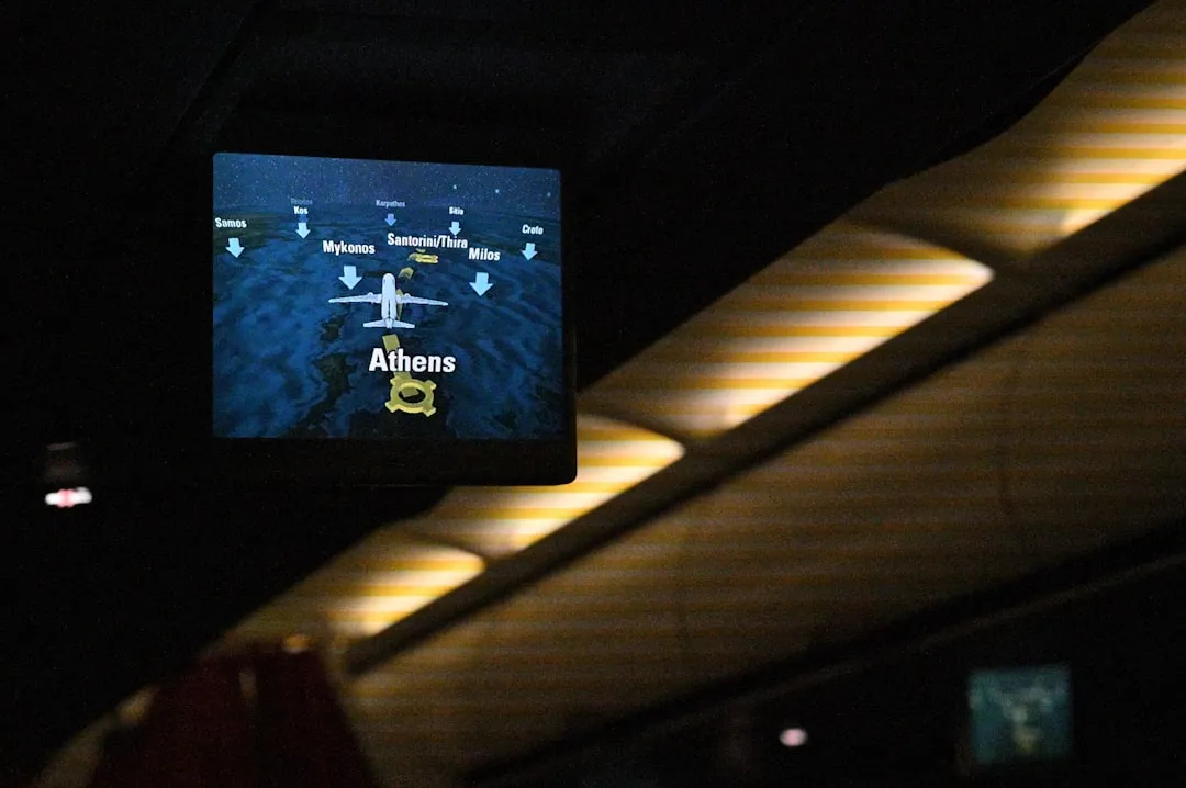 Santorini eller Mykonos 2026 — Romantik vs glamour