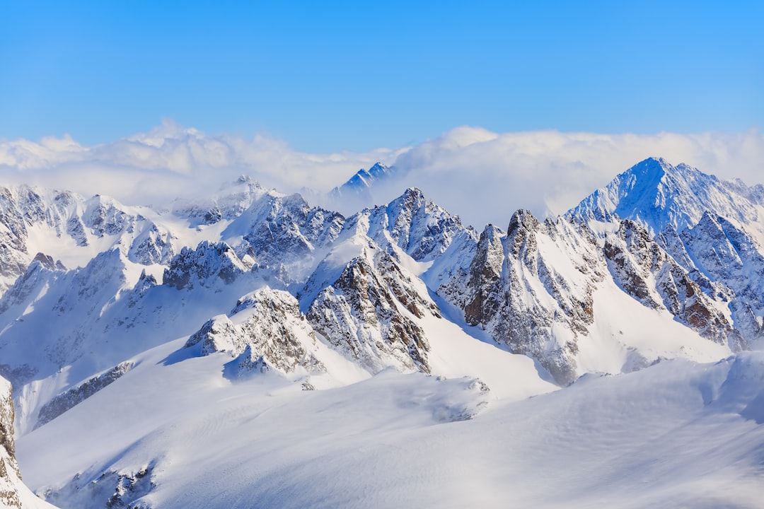 Bästa vinterresmålen 2026 — Sol, skidor och julmarknader